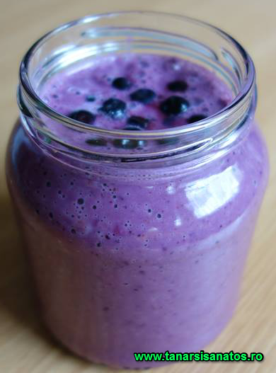 Smoothie de struguri si afine TSS